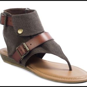 💥🔥 SANDALS🔥💥 2 to choose from